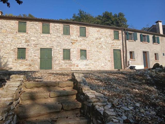 Rustico in vendita a Cinto Euganeo via Prossima