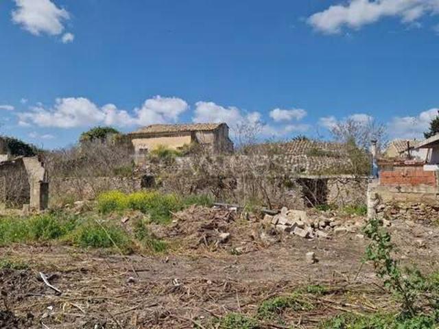 Rustico in vendita a Comiso via Adige, 47, Pedalino