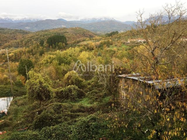 Rustico in vendita a Fivizzano, Ceserano