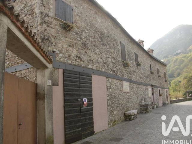 Rustico in vendita a Gargnano