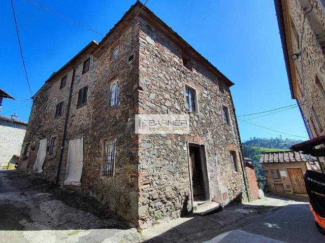 Rustico in vendita a Gualdo, Massarosa