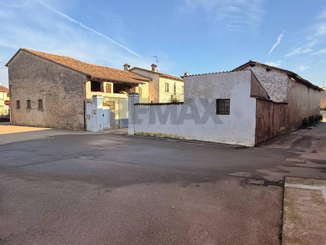 Rustico in vendita a Guidizzolo