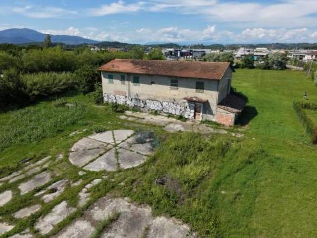 Rustico in vendita a La Bianca Pontedera 600 mq Rif: 1413114