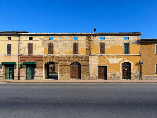 Rustico in vendita a Lograto