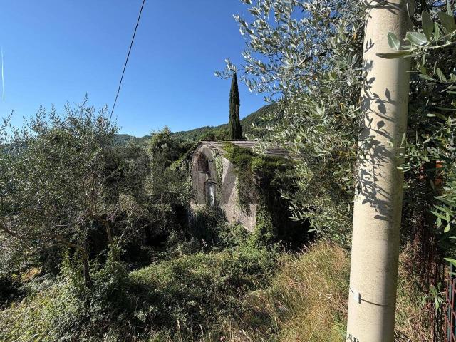 Rustico in vendita a Lumarzo
