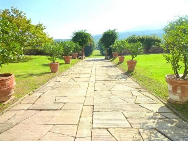 Rustico in vendita a Lucca