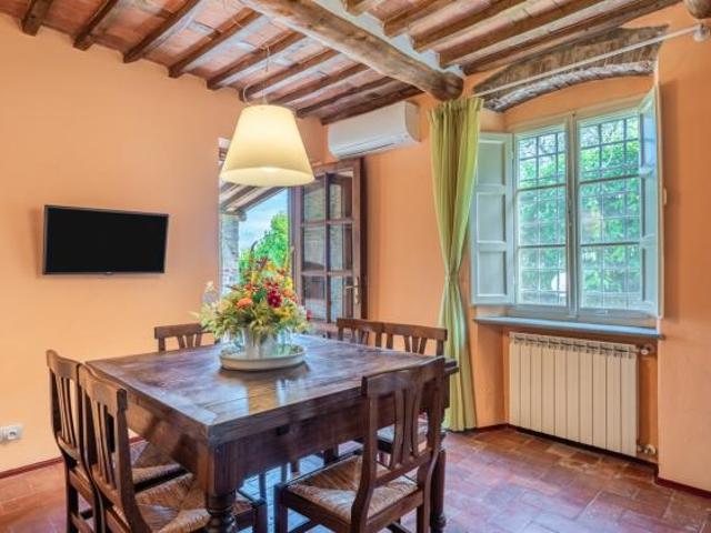 Rustico in vendita a Lucca