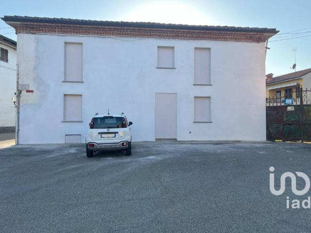 Casa indipendente in vendita a Masio piazza Piazza Baiveri
