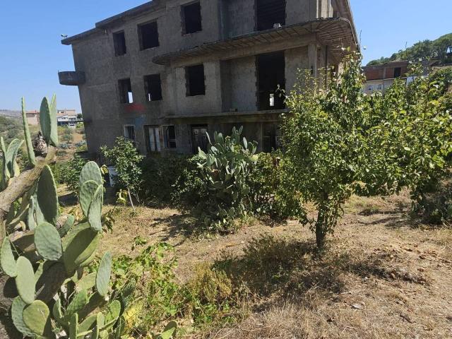 Rustico in vendita a Mirabella Imbaccari