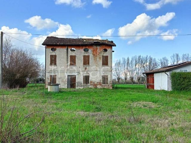 Rustico in vendita a Mirandola
