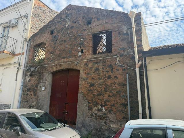 Rustico in vendita a Misterbianco
