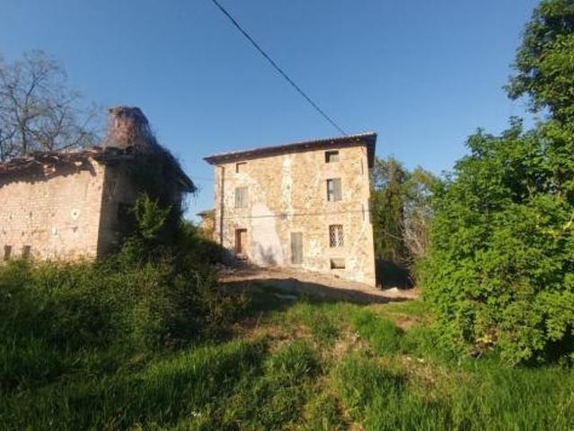 Rustico in vendita a Monte San Pietro