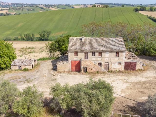 Rustico in vendita a Montefano