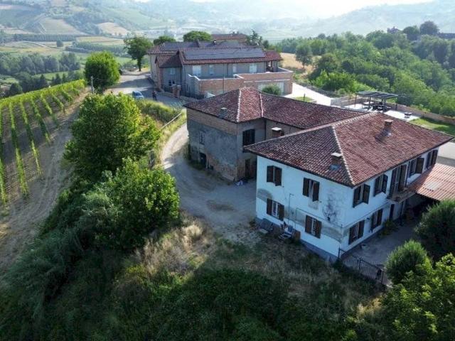 Rustico in vendita a Montegrosso D'Asti