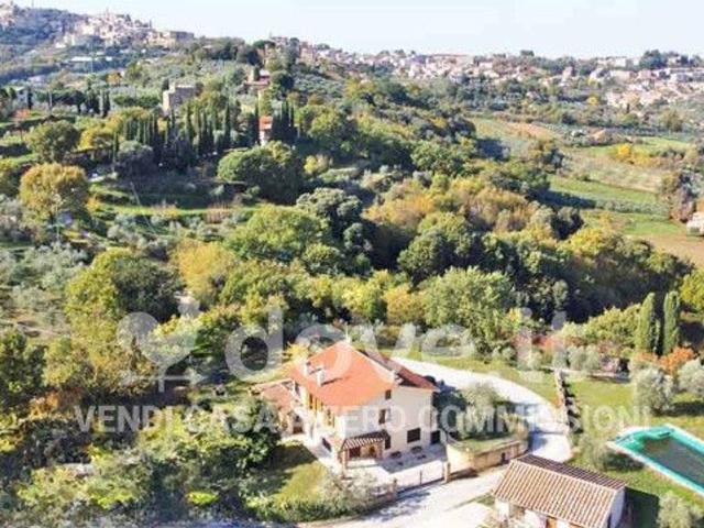 Rustico in vendita a Montepulciano