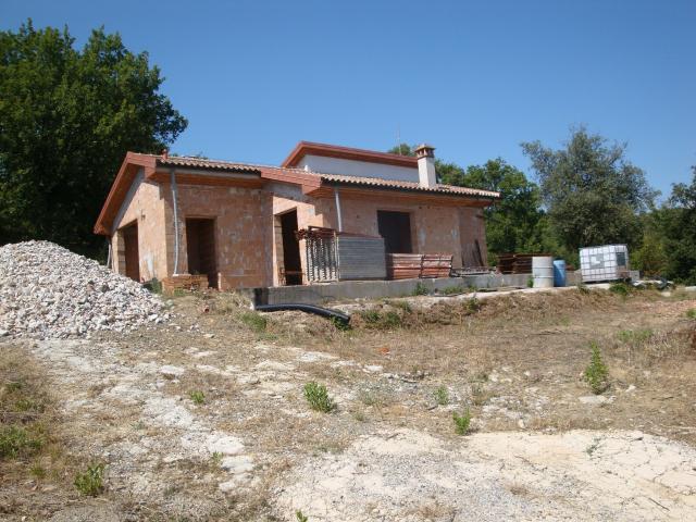 RUSTICO in VENDITA a MONTEVERDI MARITTIMO di 4 vani