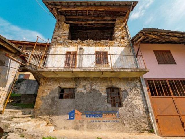 Rustico in vendita a Monastero Di Vasco