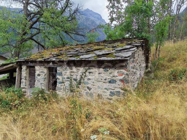 Rustico in vendita a Mondrone, Ala di Stura
