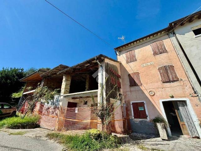 Rustico in vendita a Monfumo