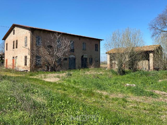 Rustico in vendita a Modena