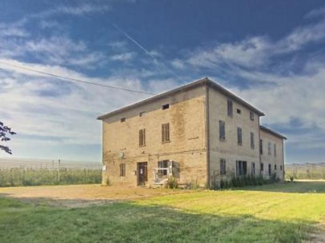 Rustico in vendita a Modena
