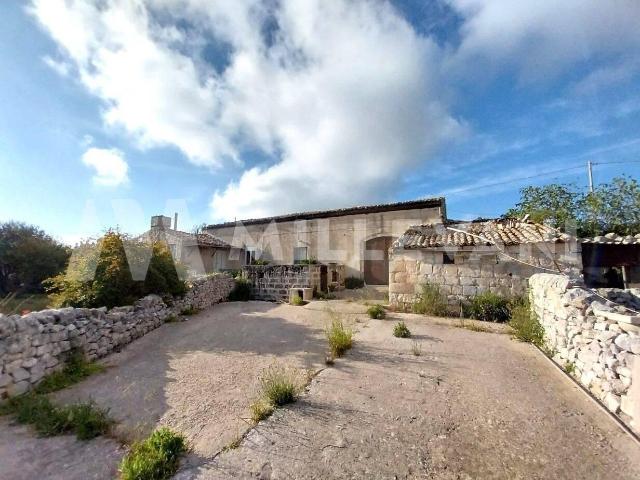 Rustico in vendita a Modica