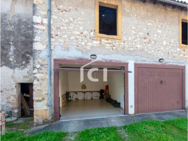 Rustico in vendita a Negrar di Valpolicella