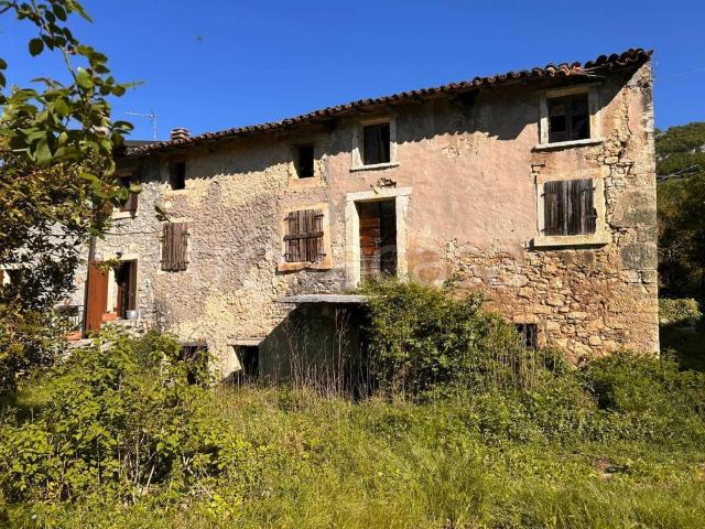 Rustico in vendita a Negrar di Valpolicella