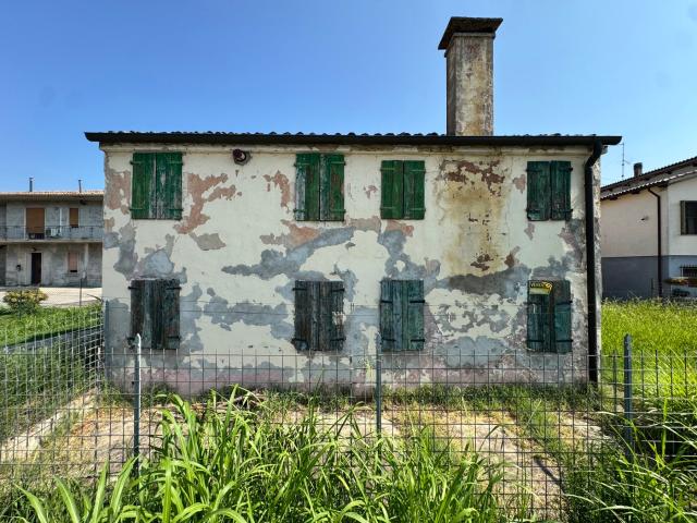 Rustico in vendita a Noventa Vicentina
