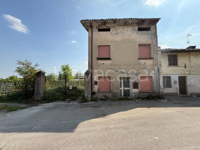 Rustico in vendita a Offlaga via Cardinale