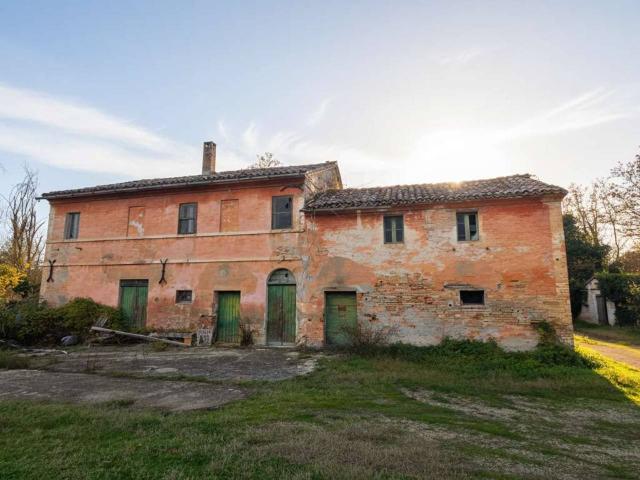Rustico in vendita a Ostra