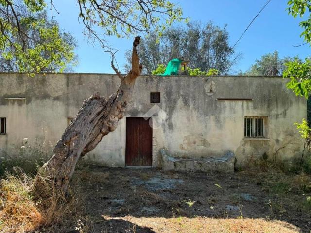 Rustico in vendita a Oria