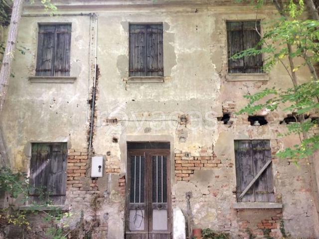 Rustico in vendita a Panarella, Papozze