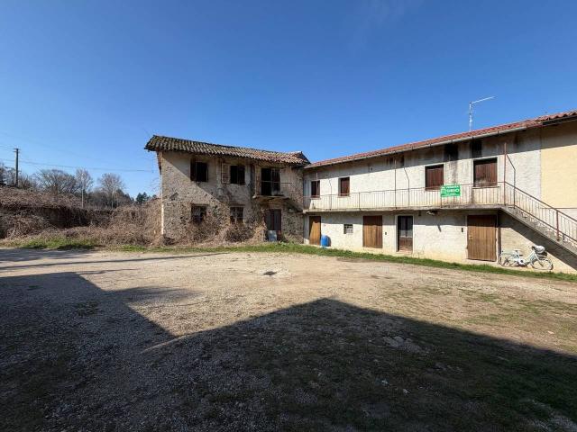 Rustico in vendita a Pagnacco