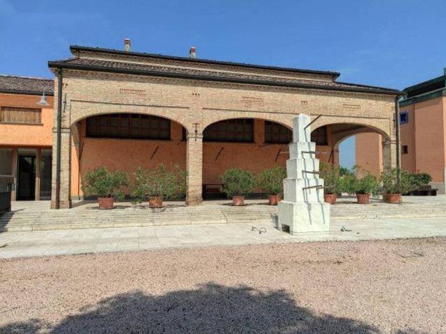 Rustico in vendita a Parma