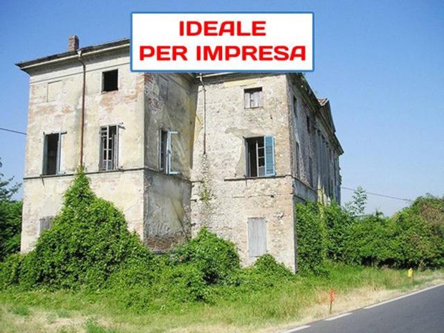 Rustico in vendita a Parma
