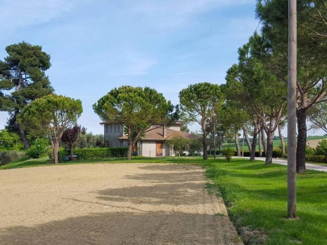 Rustico in vendita a Pesaro