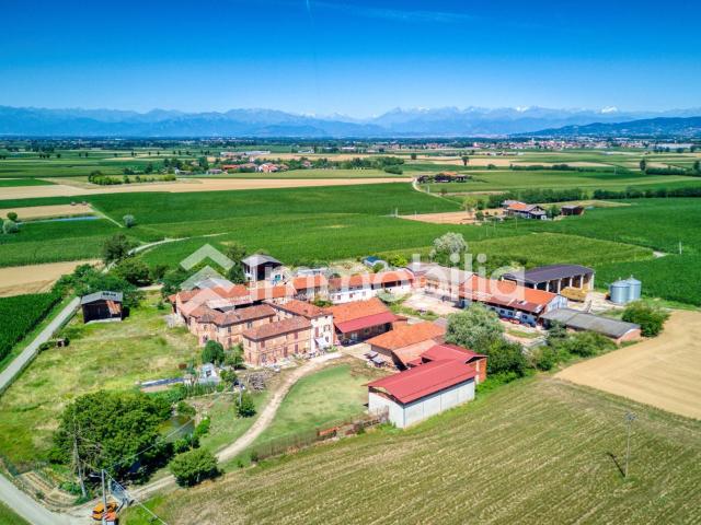 Rustico in vendita a Poirino