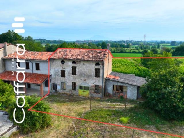 Rustico in vendita a Pozzolengo
