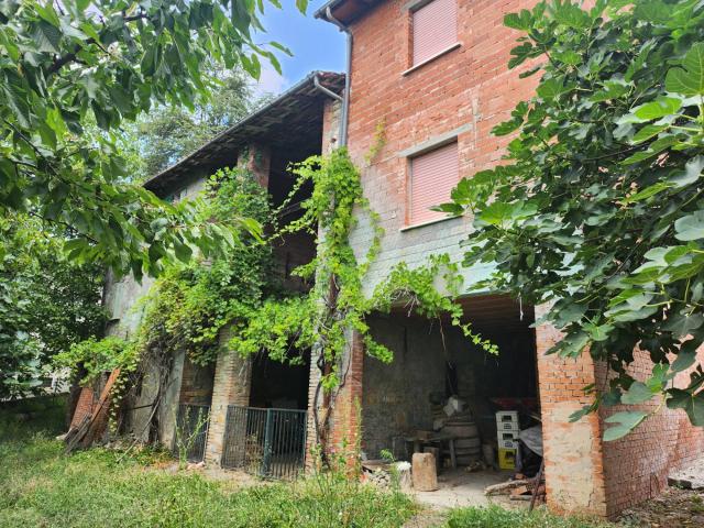 Rustico in vendita a Prignano sulla Secchia, Castelvecchio