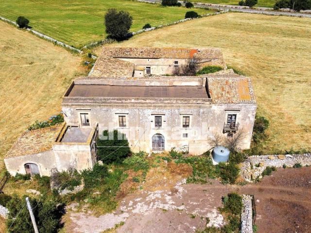 Rustico in vendita a Ragusa