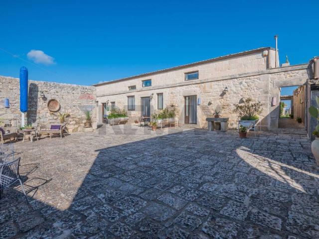 Rustico in vendita a Ragusa
