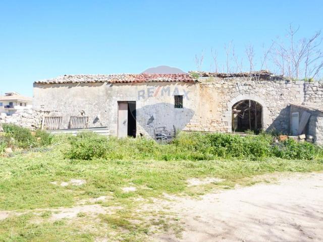 Rustico in vendita a Ragusa