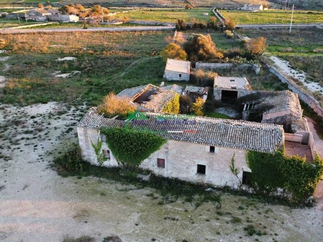 Rustico in vendita a Ragusa