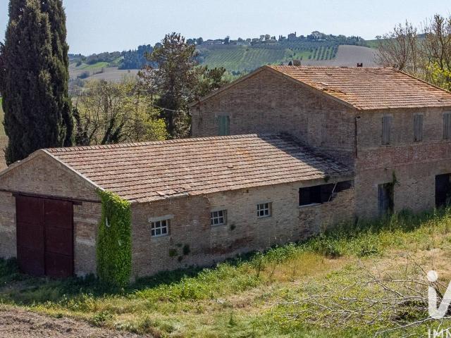 Rustico in vendita a Recanati