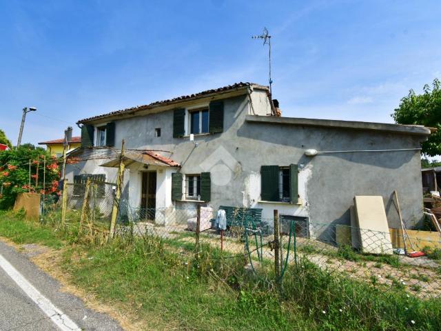 Rustico in vendita a Rimini