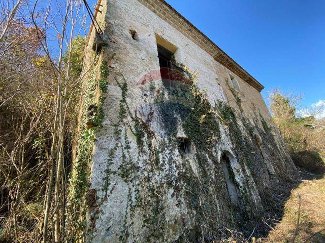 Rustico in vendita a Rocchetta A Volturno