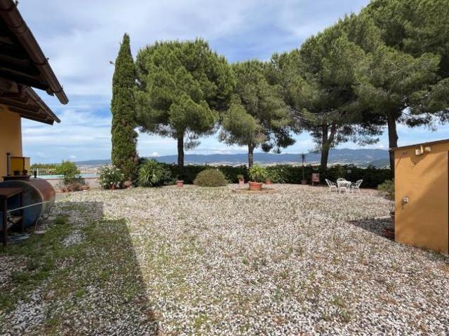 Rustico in vendita a Rosignano Marittimo