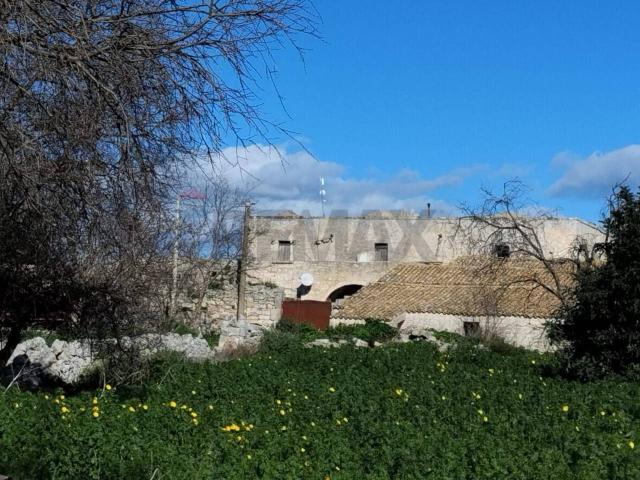 Rustico in vendita a Rosolini