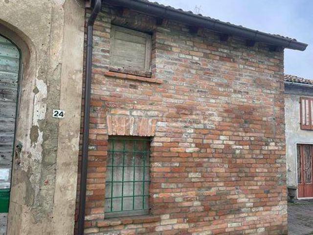 Rustico in vendita a Scandolara Ravara via Giuseppe Garibaldi 24